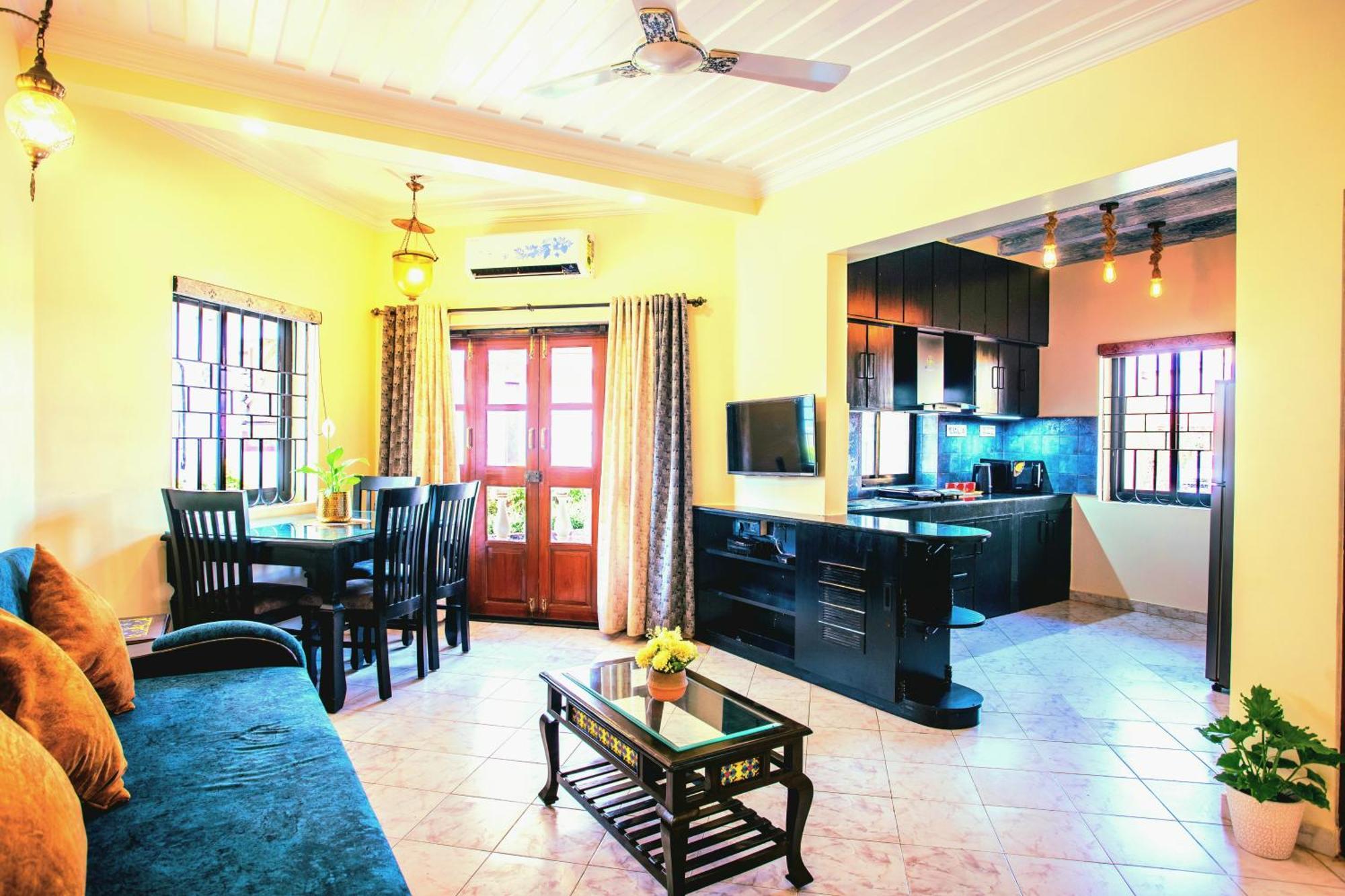 'Golden Sea Pearl' 1 Bhk Beach Apartment Benaulim Bagian luar foto